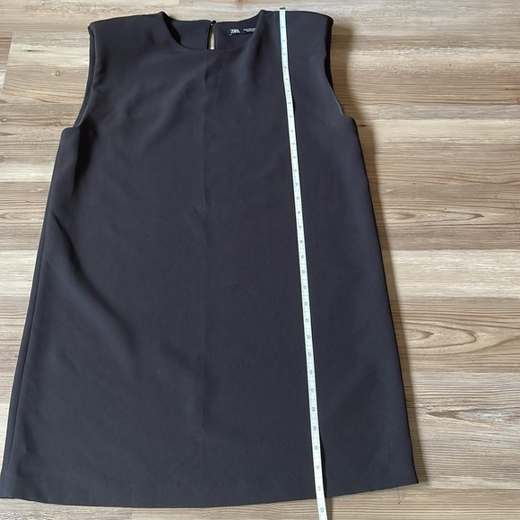 Zara Sleeveless Shift dress Black Size M Classy Minimalist Basic Versatile - Picture 6 of 11